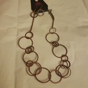 Follow the ringleader necklace set